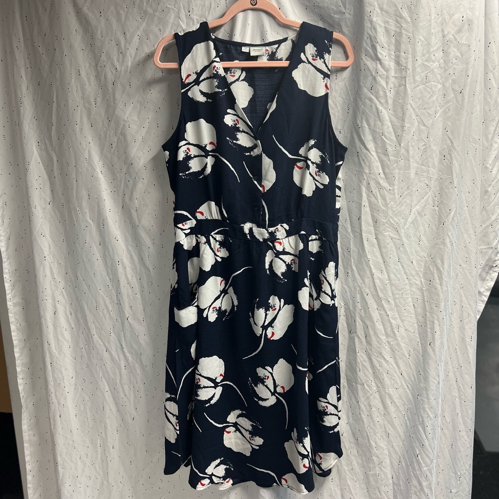 Beautiful Floral A-Line Dress (with POCKETS!)